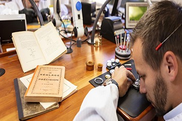 欧米茄表售后点位置