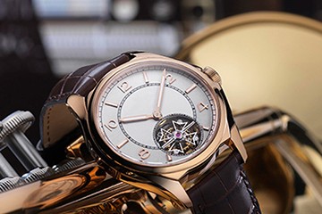 欧米茄腕表表带更换